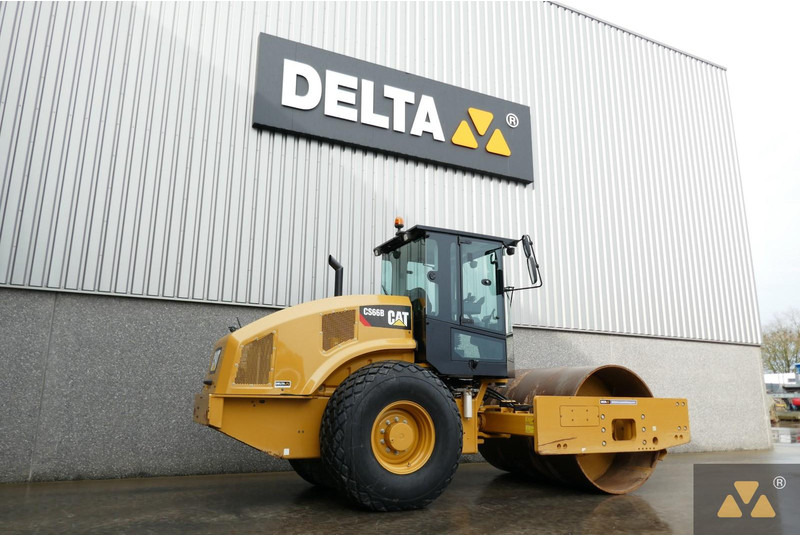 Caterpillar CS66B - Valjak: slika Caterpillar CS66B - Valjak Caterpillar CS66B - Valjak: slika Caterpillar CS66B - Valjak