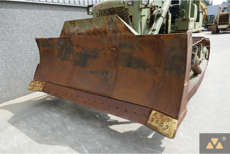 Buldožer Caterpillar D7F Ex-army: slika Buldožer Caterpillar D7F Ex-army Buldožer Caterpillar D7F Ex-army: slika Buldožer Caterpillar D7F Ex-army