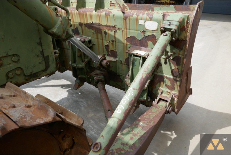 Buldožer Caterpillar D7F Ex-army: slika Buldožer Caterpillar D7F Ex-army Buldožer Caterpillar D7F Ex-army: slika Buldožer Caterpillar D7F Ex-army