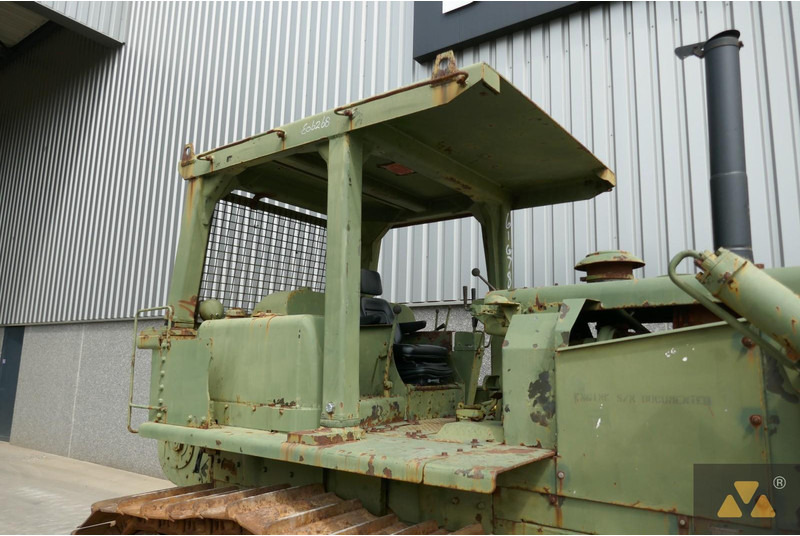 Buldožer Caterpillar D7F Ex-army: slika Buldožer Caterpillar D7F Ex-army Buldožer Caterpillar D7F Ex-army: slika Buldožer Caterpillar D7F Ex-army