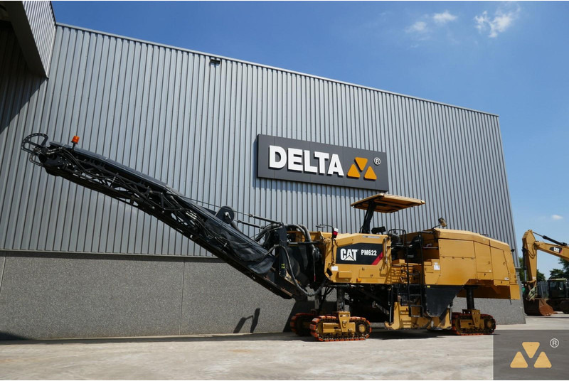 Caterpillar PM622 - Stroj za asfaltiranje: slika Caterpillar PM622 - Stroj za asfaltiranje Caterpillar PM622 - Stroj za asfaltiranje: slika Caterpillar PM622 - Stroj za asfaltiranje