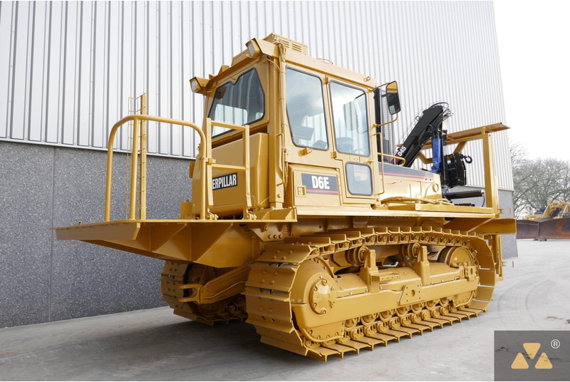 Caterpillar D6E Welding Tractor - Građevinski strojevi: slika Caterpillar D6E Welding Tractor - Građevinski strojevi Caterpillar D6E Welding Tractor - Građevinski strojevi: slika Caterpillar D6E Welding Tractor - Građevinski strojevi