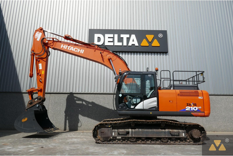 Hitachi ZX210LC-6 - Bager gusjeničar: slika Hitachi ZX210LC-6 - Bager gusjeničar Hitachi ZX210LC-6 - Bager gusjeničar: slika Hitachi ZX210LC-6 - Bager gusjeničar