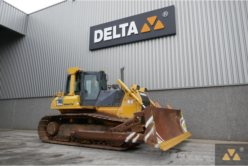 Komatsu D65PX-15EO - Buldožer: slika Komatsu D65PX-15EO - Buldožer Komatsu D65PX-15EO - Buldožer: slika Komatsu D65PX-15EO - Buldožer