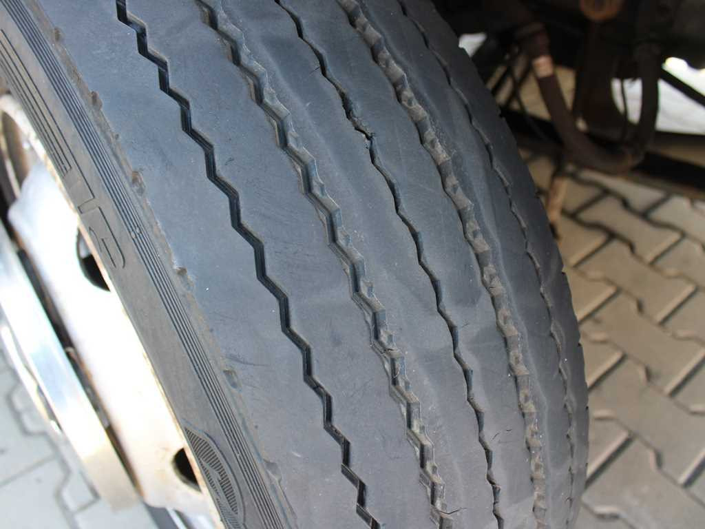 Kamion sandučar DAF FA 45.160, INDEPENDENT AIR CONDITIONING, HYDRAULIC FRONT: slika Kamion sandučar DAF FA 45.160, INDEPENDENT AIR CONDITIONING, HYDRAULIC FRONT Kamion sandučar DAF FA 45.160, INDEPENDENT AIR CONDITIONING, HYDRAULIC FRONT: slika Kamion sandučar DAF FA 45.160, INDEPENDENT AIR CONDITIONING, HYDRAULIC FRONT