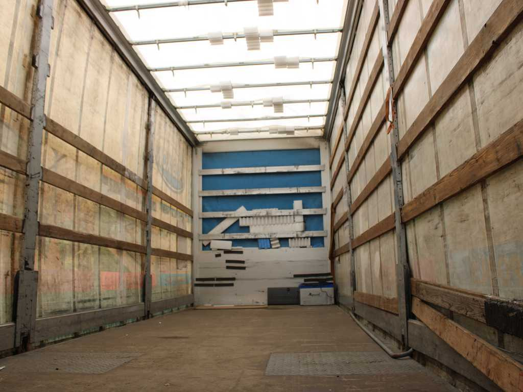 DAF LF 250 FA, EURO 6 - Kamion s ceradom: slika DAF LF 250 FA, EURO 6 - Kamion s ceradom DAF LF 250 FA, EURO 6 - Kamion s ceradom: slika DAF LF 250 FA, EURO 6 - Kamion s ceradom