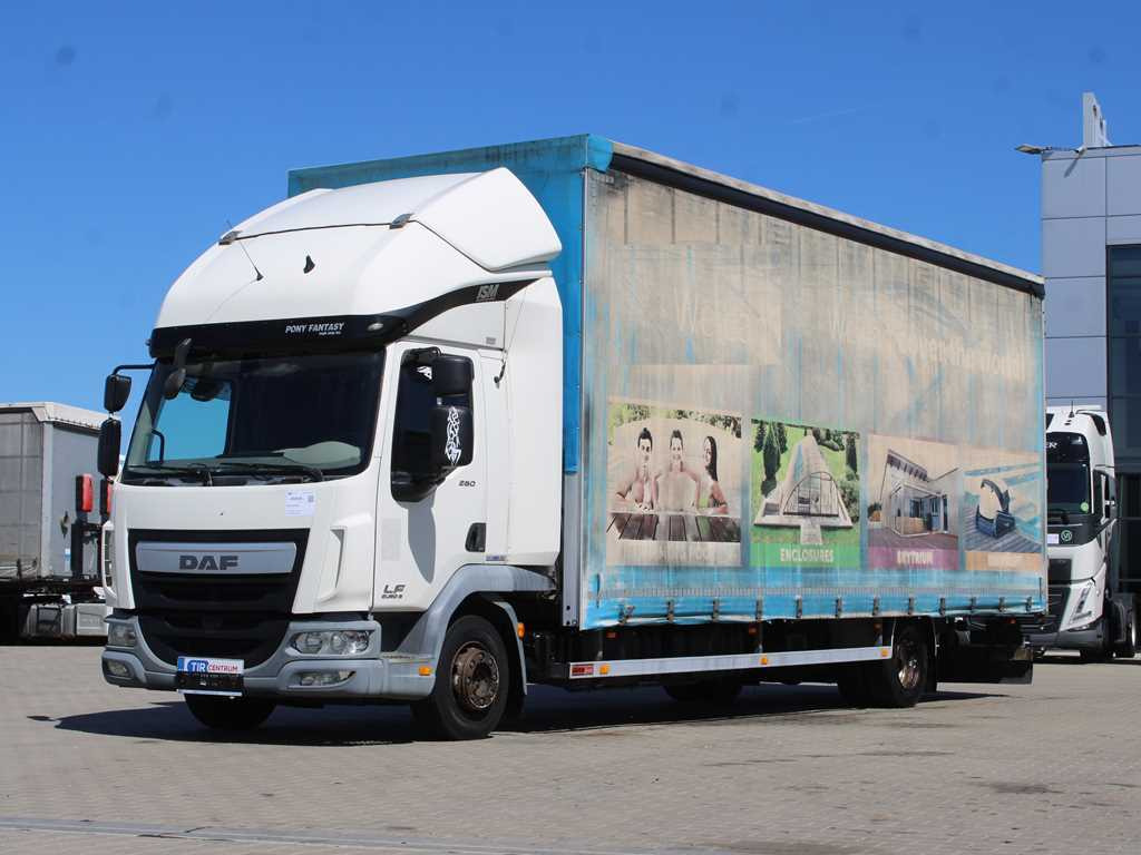 DAF LF 260, EURO 6 - Kamion s ceradom: slika DAF LF 260, EURO 6 - Kamion s ceradom DAF LF 260, EURO 6 - Kamion s ceradom: slika DAF LF 260, EURO 6 - Kamion s ceradom
