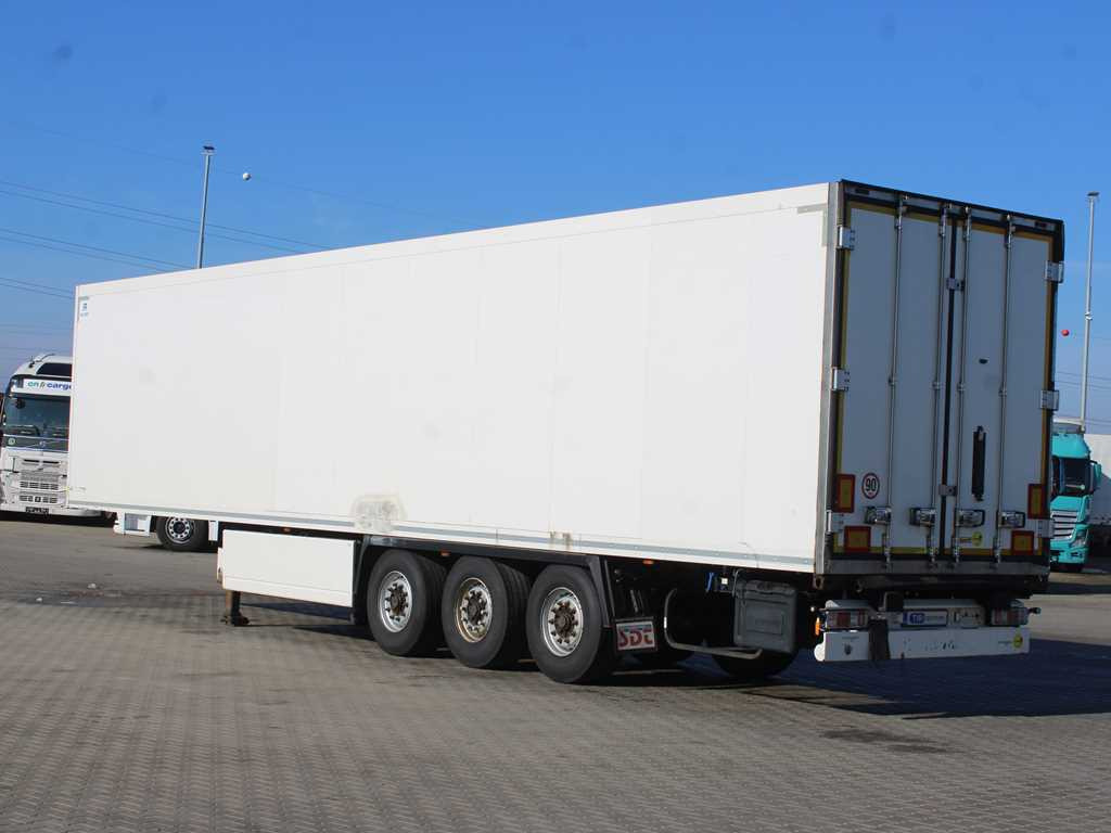 Krone SD, 2X EVAPORATOR, THERMO KING SLXe 2256 mth - Poluprikolica hladnjača: slika Krone SD, 2X EVAPORATOR, THERMO KING SLXe 2256 mth - Poluprikolica hladnjača Krone SD, 2X EVAPORATOR, THERMO KING SLXe 2256 mth - Poluprikolica hladnjača: slika Krone SD, 2X EVAPORATOR, THERMO KING SLXe 2256 mth - Poluprikolica hladnjača