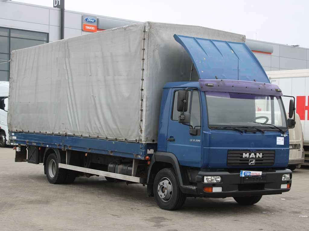 MAN LE 12.220, EURO 6, TAIL LIFT, PNEU 80% - Kamion s ceradom: slika MAN LE 12.220, EURO 6, TAIL LIFT, PNEU 80% - Kamion s ceradom MAN LE 12.220, EURO 6, TAIL LIFT, PNEU 80% - Kamion s ceradom: slika MAN LE 12.220, EURO 6, TAIL LIFT, PNEU 80% - Kamion s ceradom