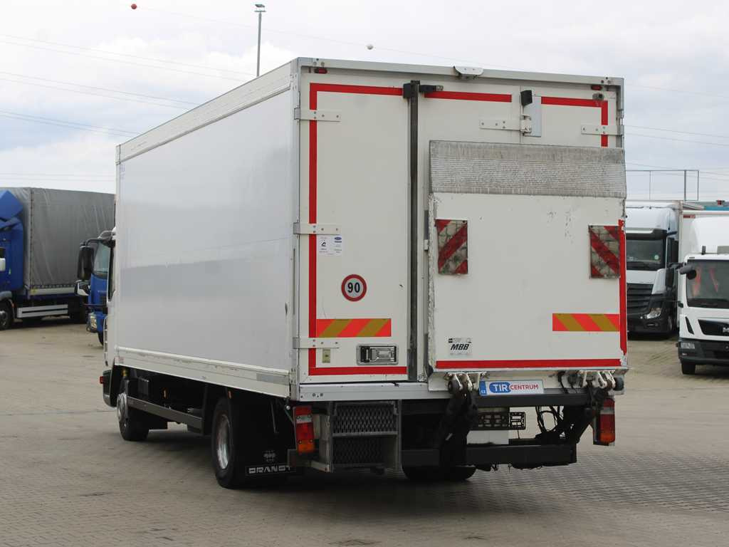 MAN TGL 12.210, EURO 4, HYDRAULIC FRONT, CARRIER SUPRA 850 Mt, 2X EVAPORATOR - Kamion hladnjača: slika MAN TGL 12.210, EURO 4, HYDRAULIC FRONT, CARRIER SUPRA 850 Mt, 2X EVAPORATOR - Kamion hladnjača MAN TGL 12.210, EURO 4, HYDRAULIC FRONT, CARRIER SUPRA 850 Mt, 2X EVAPORATOR - Kamion hladnjača: slika MAN TGL 12.210, EURO 4, HYDRAULIC FRONT, CARRIER SUPRA 850 Mt, 2X EVAPORATOR - Kamion hladnjača