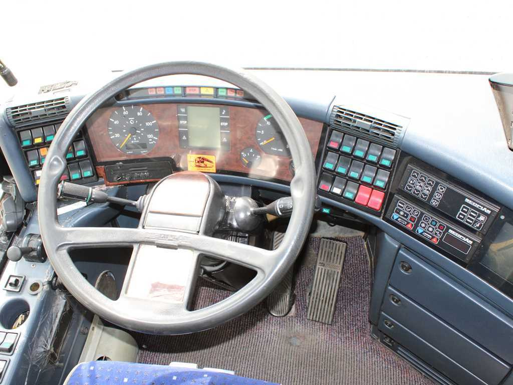 Neoplan N516, 6X2, RETARDER, KITCHEN - Turistički autobus: slika  Neoplan N516, 6X2, RETARDER, KITCHEN - Turistički autobus Neoplan N516, 6X2, RETARDER, KITCHEN - Turistički autobus: slika  Neoplan N516, 6X2, RETARDER, KITCHEN - Turistički autobus