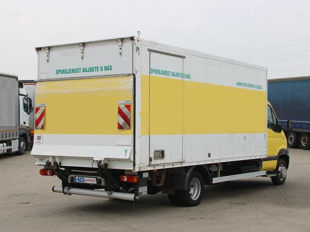 Renault MASCOTT 160.65 P 4X2, EURO 3, TAIL LIFT Renault MASCOTT 160.65 P 4X2, EURO 3, TAIL LIFT - Dostavno vozilo sa zatvorenim sandukom: slika Renault MASCOTT 160.65 P 4X2, EURO 3, TAIL LIFT Renault MASCOTT 160.65 P 4X2, EURO 3, TAIL LIFT - Dostavno vozilo sa zatvorenim sandukom Renault MASCOTT 160.65 P 4X2, EURO 3, TAIL LIFT Renault MASCOTT 160.65 P 4X2, EURO 3, TAIL LIFT - Dostavno vozilo sa zatvorenim sandukom: slika Renault MASCOTT 160.65 P 4X2, EURO 3, TAIL LIFT Renault MASCOTT 160.65 P 4X2, EURO 3, TAIL LIFT - Dostavno vozilo sa zatvorenim sandukom