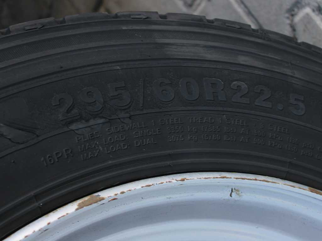 Tegljač Ford F-MAX 500, EURO 6, LOWDECK, NAVIGATION: slika Tegljač Ford F-MAX 500, EURO 6, LOWDECK, NAVIGATION Tegljač Ford F-MAX 500, EURO 6, LOWDECK, NAVIGATION: slika Tegljač Ford F-MAX 500, EURO 6, LOWDECK, NAVIGATION