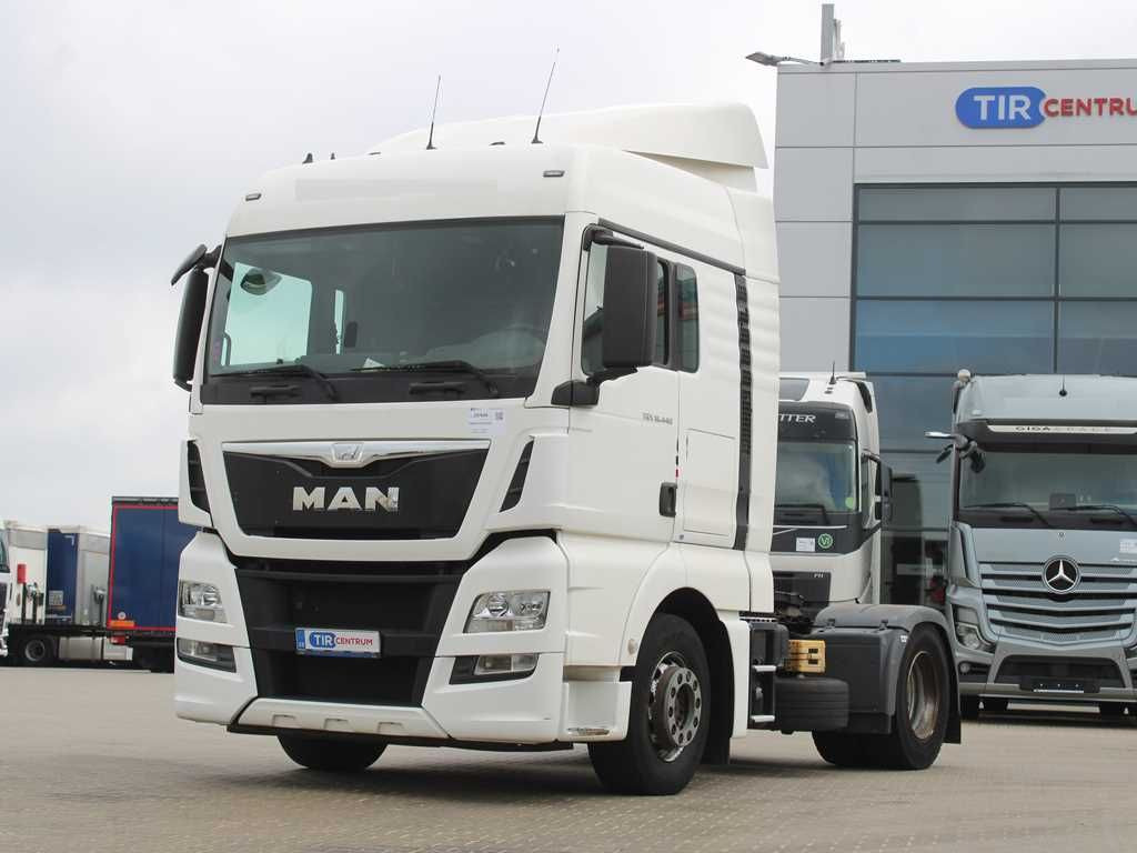MAN TGX 18.440, EURO 6 - Tegljač: slika MAN TGX 18.440, EURO 6 - Tegljač MAN TGX 18.440, EURO 6 - Tegljač: slika MAN TGX 18.440, EURO 6 - Tegljač