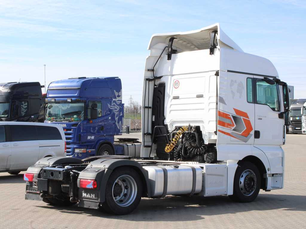 MAN TGX 18.440, LOW DECK, EURO 6 - Tegljač: slika  MAN TGX 18.440, LOW DECK, EURO 6 - Tegljač MAN TGX 18.440, LOW DECK, EURO 6 - Tegljač: slika  MAN TGX 18.440, LOW DECK, EURO 6 - Tegljač