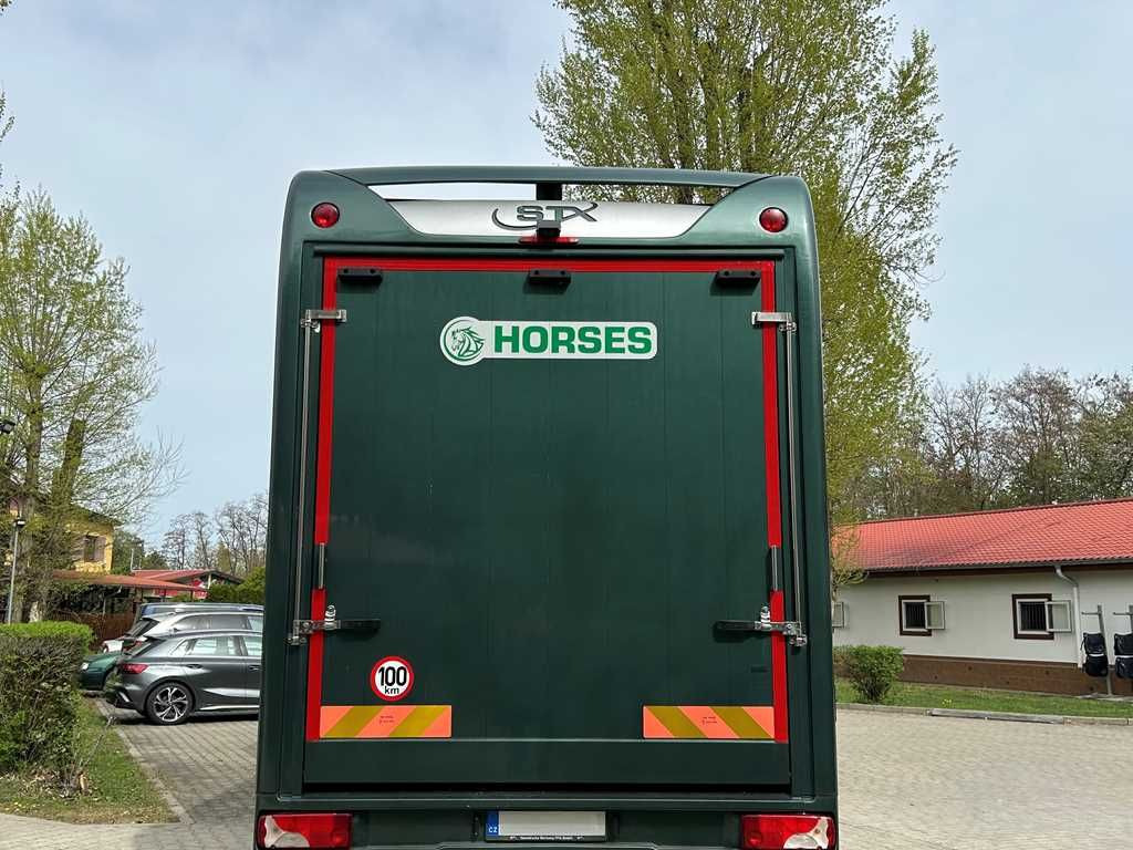 Volvo STX FL, 6 PEOPLE, 5 HORSES, CAMERA, 2X TAIL LIFT - Kamion za prijevoz konja: slika Volvo STX FL, 6 PEOPLE, 5 HORSES, CAMERA, 2X TAIL LIFT - Kamion za prijevoz konja Volvo STX FL, 6 PEOPLE, 5 HORSES, CAMERA, 2X TAIL LIFT - Kamion za prijevoz konja: slika Volvo STX FL, 6 PEOPLE, 5 HORSES, CAMERA, 2X TAIL LIFT - Kamion za prijevoz konja