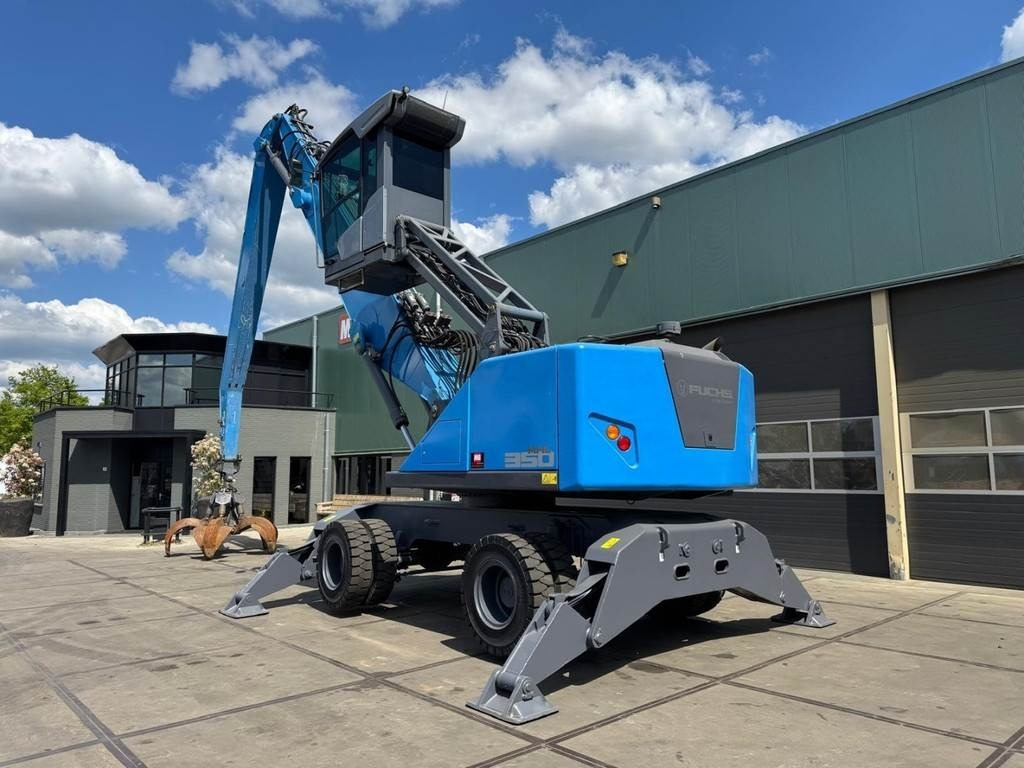 Fuchs MHL 350 F - Stroj za rukovanje otpadom: slika Fuchs MHL 350 F - Stroj za rukovanje otpadom Fuchs MHL 350 F - Stroj za rukovanje otpadom: slika Fuchs MHL 350 F - Stroj za rukovanje otpadom
