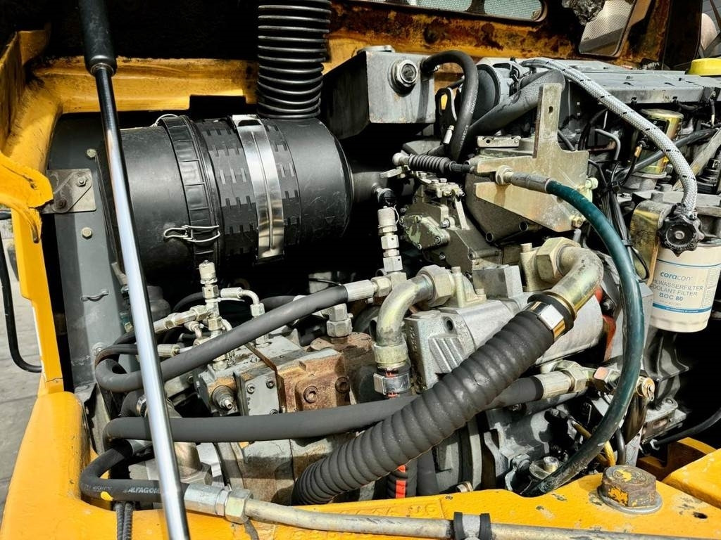 Stroj za rukovanje otpadom Liebherr A 316: slika Stroj za rukovanje otpadom Liebherr A 316