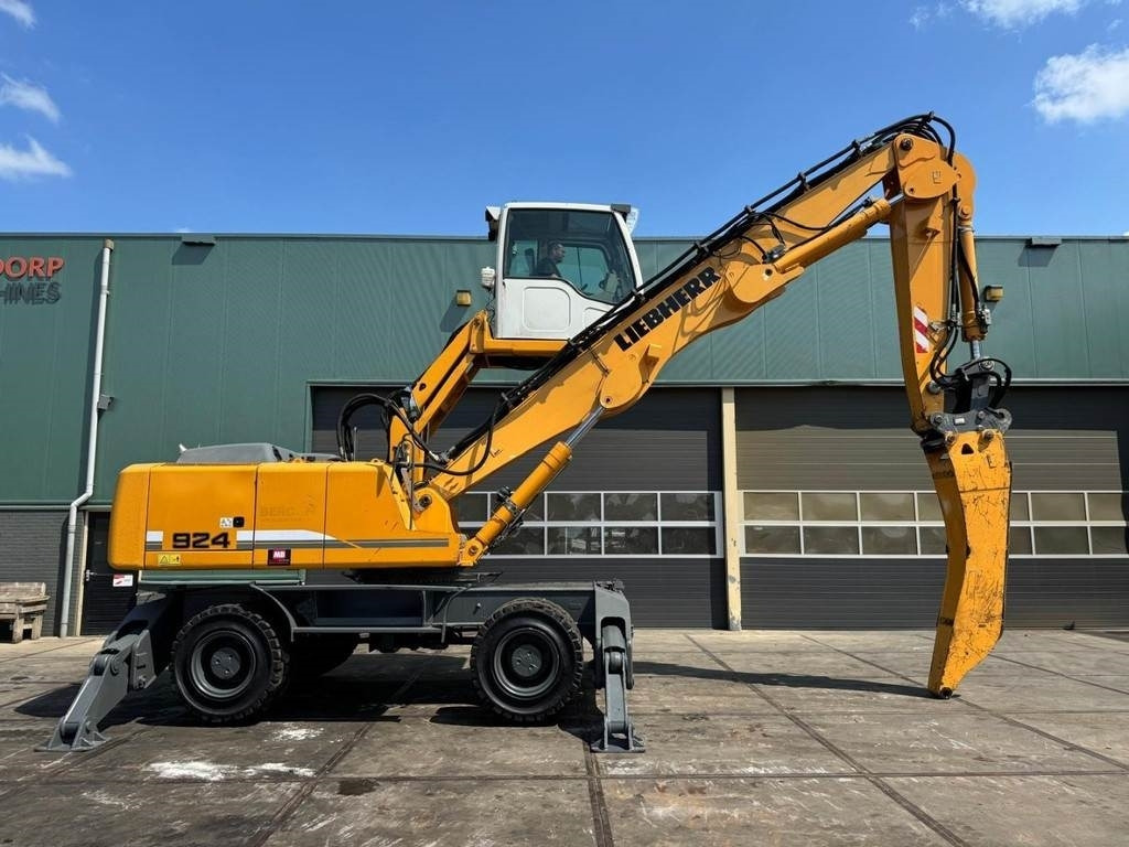 Liebherr A 924 C - Stroj za rukovanje otpadom: slika Liebherr A 924 C - Stroj za rukovanje otpadom Liebherr A 924 C - Stroj za rukovanje otpadom: slika Liebherr A 924 C - Stroj za rukovanje otpadom