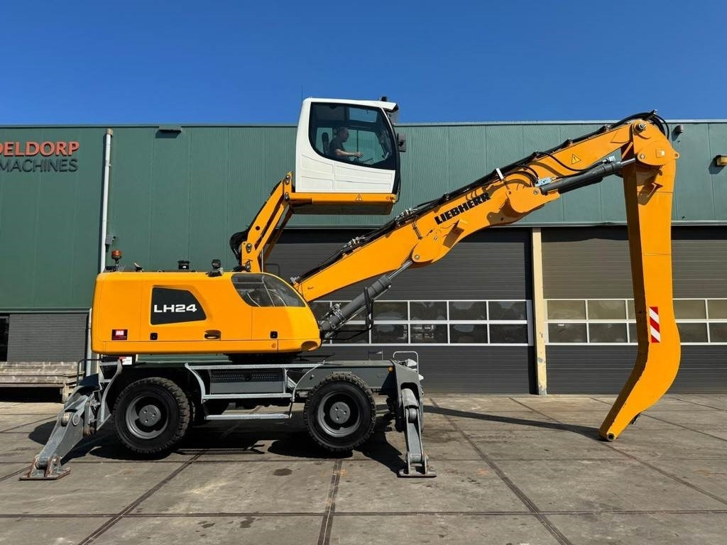 Liebherr LH 24 M - Stroj za rukovanje otpadom: slika Liebherr LH 24 M - Stroj za rukovanje otpadom Liebherr LH 24 M - Stroj za rukovanje otpadom: slika Liebherr LH 24 M - Stroj za rukovanje otpadom