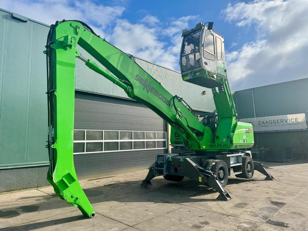 Sennebogen 821M E - Stroj za rukovanje otpadom: slika Sennebogen 821M E - Stroj za rukovanje otpadom Sennebogen 821M E - Stroj za rukovanje otpadom: slika Sennebogen 821M E - Stroj za rukovanje otpadom