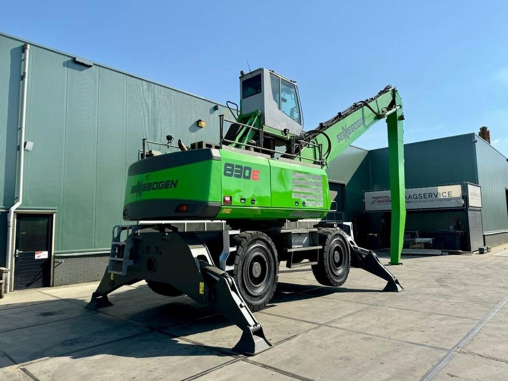 Sennebogen 830M E HD - Stroj za rukovanje otpadom: slika Sennebogen 830M E HD - Stroj za rukovanje otpadom Sennebogen 830M E HD - Stroj za rukovanje otpadom: slika Sennebogen 830M E HD - Stroj za rukovanje otpadom