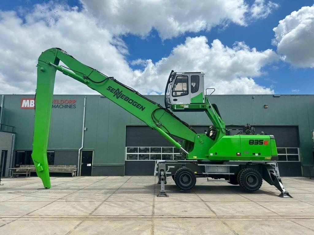 Sennebogen 835M E - Stroj za rukovanje otpadom: slika Sennebogen 835M E - Stroj za rukovanje otpadom Sennebogen 835M E - Stroj za rukovanje otpadom: slika Sennebogen 835M E - Stroj za rukovanje otpadom