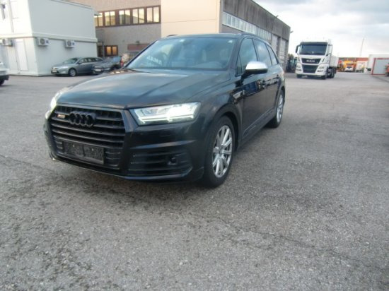 Audi SQ7 4,0 TDi V8 S line - SUV: slika Audi SQ7 4,0 TDi V8 S line - SUV Audi SQ7 4,0 TDi V8 S line - SUV: slika Audi SQ7 4,0 TDi V8 S line - SUV
