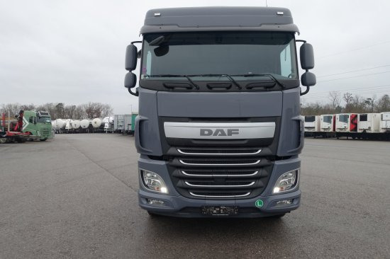 DAF FAT XF 510 mit Penz Ladekran 15Z8.70 inkl. Holzgreifer 6x4 - Kamion šumar: slika DAF FAT XF 510 mit Penz Ladekran 15Z8.70 inkl. Holzgreifer 6x4 - Kamion šumar DAF FAT XF 510 mit Penz Ladekran 15Z8.70 inkl. Holzgreifer 6x4 - Kamion šumar: slika DAF FAT XF 510 mit Penz Ladekran 15Z8.70 inkl. Holzgreifer 6x4 - Kamion šumar