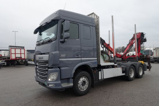 DAF FAT XF 510 mit Penz Ladekran 15Z8.70 inkl. Holzgreifer 6x4 - Kamion šumar: slika DAF FAT XF 510 mit Penz Ladekran 15Z8.70 inkl. Holzgreifer 6x4 - Kamion šumar DAF FAT XF 510 mit Penz Ladekran 15Z8.70 inkl. Holzgreifer 6x4 - Kamion šumar: slika DAF FAT XF 510 mit Penz Ladekran 15Z8.70 inkl. Holzgreifer 6x4 - Kamion šumar