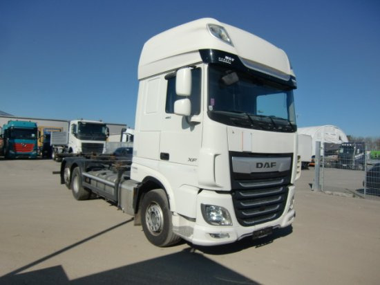 DAF XF 480 FAR BDF SSC Euro 6 Liftachse, Retarder - Transporter kontejnera/ Kamion s izmjenjivim sanducima: slika DAF XF 480 FAR BDF SSC Euro 6 Liftachse, Retarder - Transporter kontejnera/ Kamion s izmjenjivim sanducima DAF XF 480 FAR BDF SSC Euro 6 Liftachse, Retarder - Transporter kontejnera/ Kamion s izmjenjivim sanducima: slika DAF XF 480 FAR BDF SSC Euro 6 Liftachse, Retarder - Transporter kontejnera/ Kamion s izmjenjivim sanducima