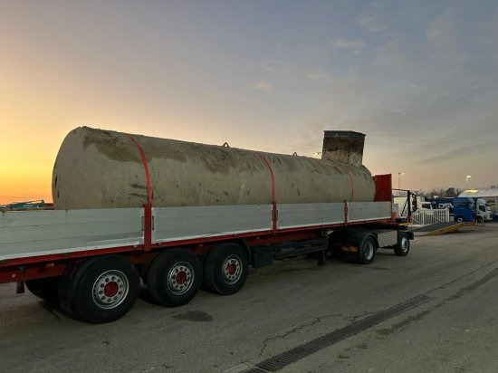 Dieseltank 30000 Liter - Cisterna za skladištenje: slika Dieseltank 30000 Liter - Cisterna za skladištenje Dieseltank 30000 Liter - Cisterna za skladištenje: slika Dieseltank 30000 Liter - Cisterna za skladištenje