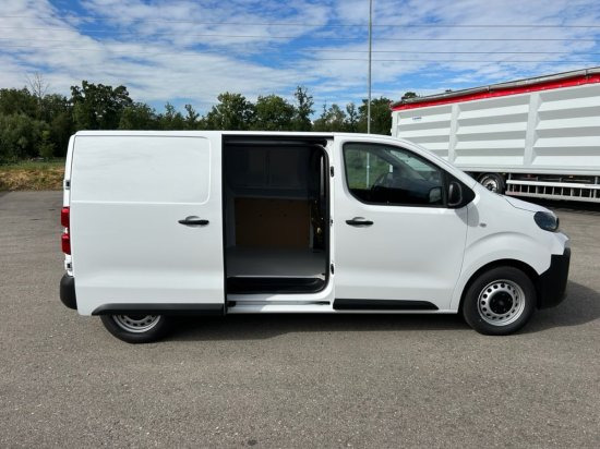 Fiat Scudo Scudo (L2) M BlueDHi 120 6-Gang, Exportpreis - Furgon: slika Fiat Scudo Scudo (L2) M BlueDHi 120 6-Gang, Exportpreis - Furgon Fiat Scudo Scudo (L2) M BlueDHi 120 6-Gang, Exportpreis - Furgon: slika Fiat Scudo Scudo (L2) M BlueDHi 120 6-Gang, Exportpreis - Furgon
