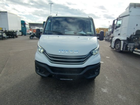 Iveco Daily 40 - 180 Fahrgestell, E6 Automatik mehrere Einheiten verfügbar - Kamion-šasija: slika Iveco Daily 40 - 180 Fahrgestell, E6 Automatik mehrere Einheiten verfügbar - Kamion-šasija Iveco Daily 40 - 180 Fahrgestell, E6 Automatik mehrere Einheiten verfügbar - Kamion-šasija: slika Iveco Daily 40 - 180 Fahrgestell, E6 Automatik mehrere Einheiten verfügbar - Kamion-šasija