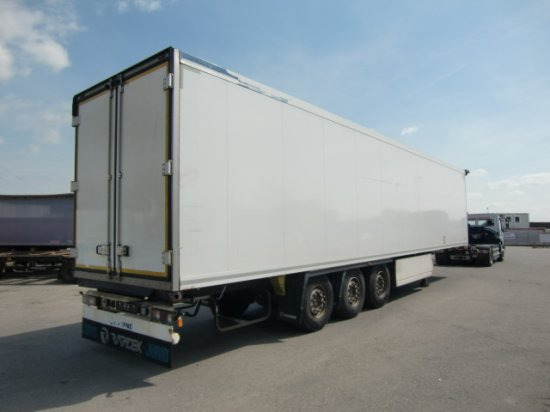 Krone Carrier Vector 1350, Liftachse - Izotermna poluprikolica: slika Krone Carrier Vector 1350, Liftachse - Izotermna poluprikolica Krone Carrier Vector 1350, Liftachse - Izotermna poluprikolica: slika Krone Carrier Vector 1350, Liftachse - Izotermna poluprikolica