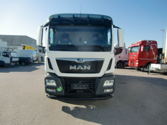 MAN TGS 18.420 Tiertransporter,Euro 6, Manual Seilwinde, el. Ladebordwand Voll Luft - Kamion za prijevoz konja: slika MAN TGS 18.420 Tiertransporter,Euro 6, Manual Seilwinde, el. Ladebordwand Voll Luft - Kamion za prijevoz konja MAN TGS 18.420 Tiertransporter,Euro 6, Manual Seilwinde, el. Ladebordwand Voll Luft - Kamion za prijevoz konja: slika MAN TGS 18.420 Tiertransporter,Euro 6, Manual Seilwinde, el. Ladebordwand Voll Luft - Kamion za prijevoz konja