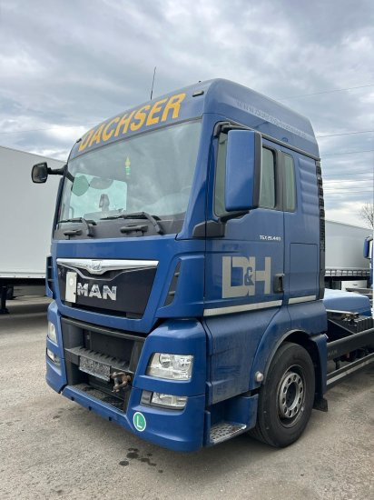 MAN TGX 26.440 XLX 6x2 Liftachse, Euro 6, Retarder, Motorschaden engine damage! - Transporter kontejnera/ Kamion s izmjenjivim sanducima: slika MAN TGX 26.440 XLX 6x2 Liftachse, Euro 6, Retarder, Motorschaden engine damage! - Transporter kontejnera/ Kamion s izmjenjivim sanducima MAN TGX 26.440 XLX 6x2 Liftachse, Euro 6, Retarder, Motorschaden engine damage! - Transporter kontejnera/ Kamion s izmjenjivim sanducima: slika MAN TGX 26.440 XLX 6x2 Liftachse, Euro 6, Retarder, Motorschaden engine damage! - Transporter kontejnera/ Kamion s izmjenjivim sanducima