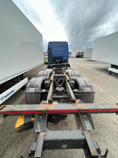 MAN TGX 26.440 XLX 6x2 Liftachse, Euro 6, Retarder, Motorschaden engine damage! - Transporter kontejnera/ Kamion s izmjenjivim sanducima: slika MAN TGX 26.440 XLX 6x2 Liftachse, Euro 6, Retarder, Motorschaden engine damage! - Transporter kontejnera/ Kamion s izmjenjivim sanducima MAN TGX 26.440 XLX 6x2 Liftachse, Euro 6, Retarder, Motorschaden engine damage! - Transporter kontejnera/ Kamion s izmjenjivim sanducima: slika MAN TGX 26.440 XLX 6x2 Liftachse, Euro 6, Retarder, Motorschaden engine damage! - Transporter kontejnera/ Kamion s izmjenjivim sanducima
