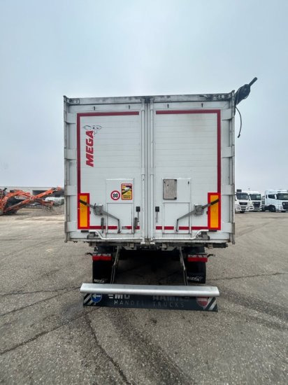 MEGA Alu-Kastenmulde 55m³, SAF-Achsen, Rollplane, Kombiklappe, Stehpodest - Kiper poluprikolica: slika MEGA Alu-Kastenmulde 55m³, SAF-Achsen, Rollplane, Kombiklappe, Stehpodest - Kiper poluprikolica MEGA Alu-Kastenmulde 55m³, SAF-Achsen, Rollplane, Kombiklappe, Stehpodest - Kiper poluprikolica: slika MEGA Alu-Kastenmulde 55m³, SAF-Achsen, Rollplane, Kombiklappe, Stehpodest - Kiper poluprikolica