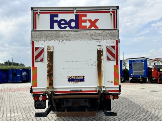 Mercedes-Benz Atego 1224 Koffer mit Hebebühne - Kamion sandučar: slika Mercedes-Benz Atego 1224 Koffer mit Hebebühne - Kamion sandučar Mercedes-Benz Atego 1224 Koffer mit Hebebühne - Kamion sandučar: slika Mercedes-Benz Atego 1224 Koffer mit Hebebühne - Kamion sandučar