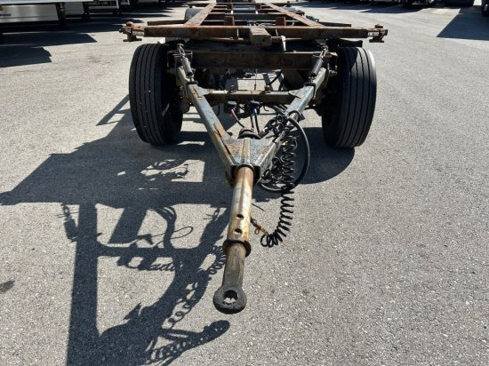 Renders Standard-Lafette BDF, BPW-Achsen - Transporter kontejnera/ Prikolica s izmjenjivim sanducima: slika Renders Standard-Lafette BDF, BPW-Achsen - Transporter kontejnera/ Prikolica s izmjenjivim sanducima Renders Standard-Lafette BDF, BPW-Achsen - Transporter kontejnera/ Prikolica s izmjenjivim sanducima: slika Renders Standard-Lafette BDF, BPW-Achsen - Transporter kontejnera/ Prikolica s izmjenjivim sanducima