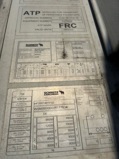 Izotermna poluprikolica Schmitz SCB S3B, Rohrbahnen, Fleischbahnen, Schmitz Aggregat  Liftachse: slika Izotermna poluprikolica Schmitz SCB S3B, Rohrbahnen, Fleischbahnen, Schmitz Aggregat  Liftachse