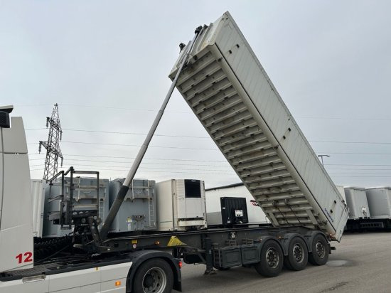 Kiper poluprikolica Schmitz SGF S3 Alu Kippmulde 36,5 m³, Liftachse, Hardoxboden, Rollplane, Podest: slika Kiper poluprikolica Schmitz SGF S3 Alu Kippmulde 36,5 m³, Liftachse, Hardoxboden, Rollplane, Podest Kiper poluprikolica Schmitz SGF S3 Alu Kippmulde 36,5 m³, Liftachse, Hardoxboden, Rollplane, Podest: slika Kiper poluprikolica Schmitz SGF S3 Alu Kippmulde 36,5 m³, Liftachse, Hardoxboden, Rollplane, Podest