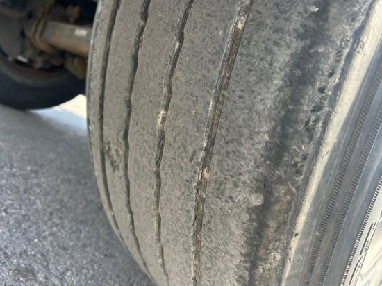 Šumarska poluprikolica Schwarzmüller Holzauflieger 6 Rungenpaare, BPW-Achsen: slika Šumarska poluprikolica Schwarzmüller Holzauflieger 6 Rungenpaare, BPW-Achsen