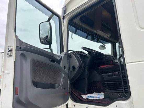 Tegljač DAF XF 106.460 SSC, Automatik, Retarder, EURO6: slika Tegljač DAF XF 106.460 SSC, Automatik, Retarder, EURO6