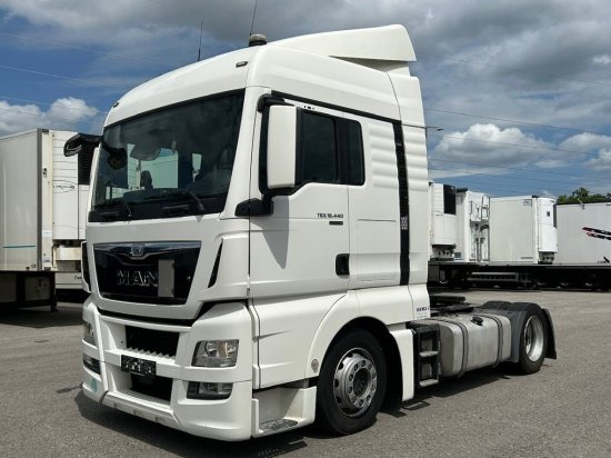 MAN TGX 18.440 XLX Low Deck, Retarder, Standklima, Euro 6, - Tegljač: slika MAN TGX 18.440 XLX Low Deck, Retarder, Standklima, Euro 6, - Tegljač MAN TGX 18.440 XLX Low Deck, Retarder, Standklima, Euro 6, - Tegljač: slika MAN TGX 18.440 XLX Low Deck, Retarder, Standklima, Euro 6, - Tegljač