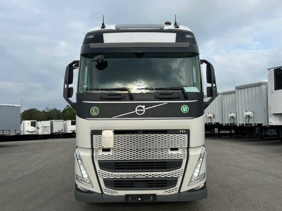 Volvo FH 500 E6, Low Deck, I-Shift, Voll-Luft, Standklima - Tegljač: slika Volvo FH 500 E6, Low Deck, I-Shift, Voll-Luft, Standklima - Tegljač Volvo FH 500 E6, Low Deck, I-Shift, Voll-Luft, Standklima - Tegljač: slika Volvo FH 500 E6, Low Deck, I-Shift, Voll-Luft, Standklima - Tegljač