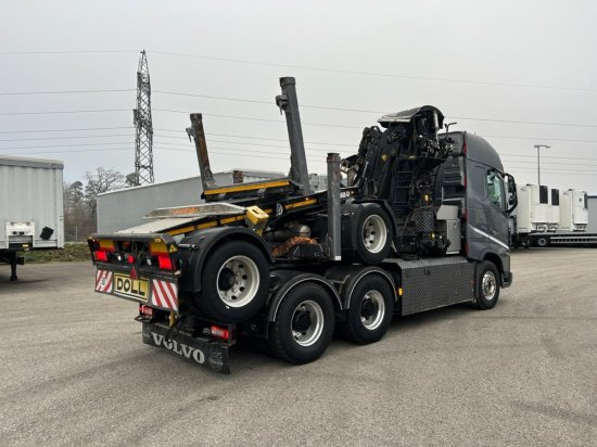 Volvo FH 16 650 6x4 Langholzzug + Doll M2K-9L Nachläufer mit Palfinger Epsilon S260C96, I-Shift, Retarder, - Kamion šumar, Kamion s kranom: slika Volvo FH 16 650 6x4 Langholzzug + Doll M2K-9L Nachläufer mit Palfinger Epsilon S260C96, I-Shift, Retarder, - Kamion šumar, Kamion s kranom Volvo FH 16 650 6x4 Langholzzug + Doll M2K-9L Nachläufer mit Palfinger Epsilon S260C96, I-Shift, Retarder, - Kamion šumar, Kamion s kranom: slika Volvo FH 16 650 6x4 Langholzzug + Doll M2K-9L Nachläufer mit Palfinger Epsilon S260C96, I-Shift, Retarder, - Kamion šumar, Kamion s kranom