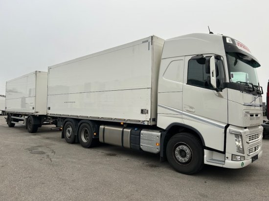 Volvo FH 500 6x2 Getränkekomplettzug, Orten Getränkeaufbau - Kamion za prijevoz pića: slika Volvo FH 500 6x2 Getränkekomplettzug, Orten Getränkeaufbau - Kamion za prijevoz pića Volvo FH 500 6x2 Getränkekomplettzug, Orten Getränkeaufbau - Kamion za prijevoz pića: slika Volvo FH 500 6x2 Getränkekomplettzug, Orten Getränkeaufbau - Kamion za prijevoz pića