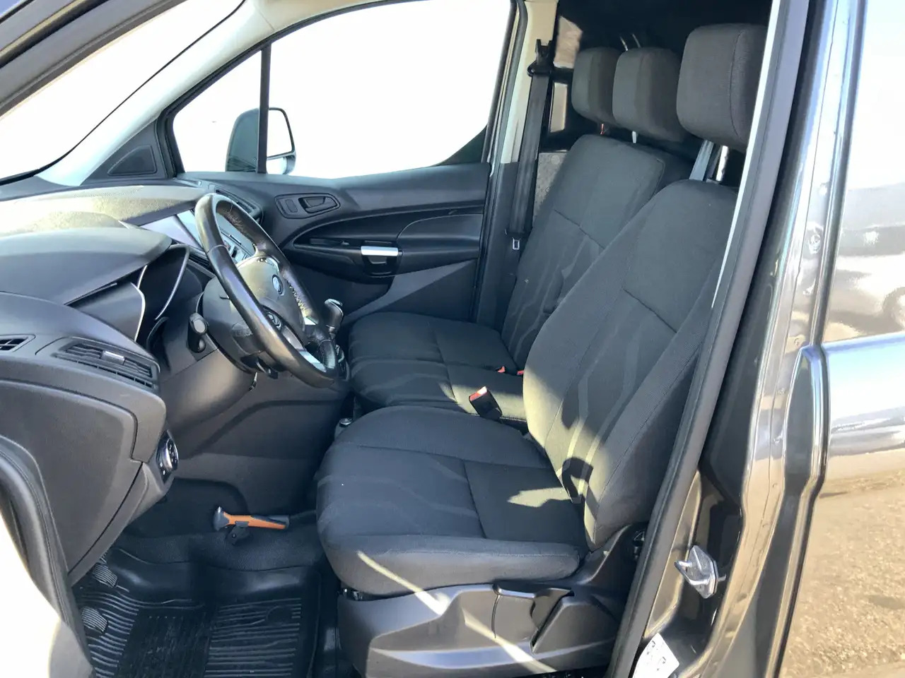 Ford Transit Connect 1.5 TDCI L2 Trend Airco Cruise 3 Zits DakDragers C - Mali kombi: slika Ford Transit Connect 1.5 TDCI L2 Trend Airco Cruise 3 Zits DakDragers C - Mali kombi Ford Transit Connect 1.5 TDCI L2 Trend Airco Cruise 3 Zits DakDragers C - Mali kombi: slika Ford Transit Connect 1.5 TDCI L2 Trend Airco Cruise 3 Zits DakDragers C - Mali kombi
